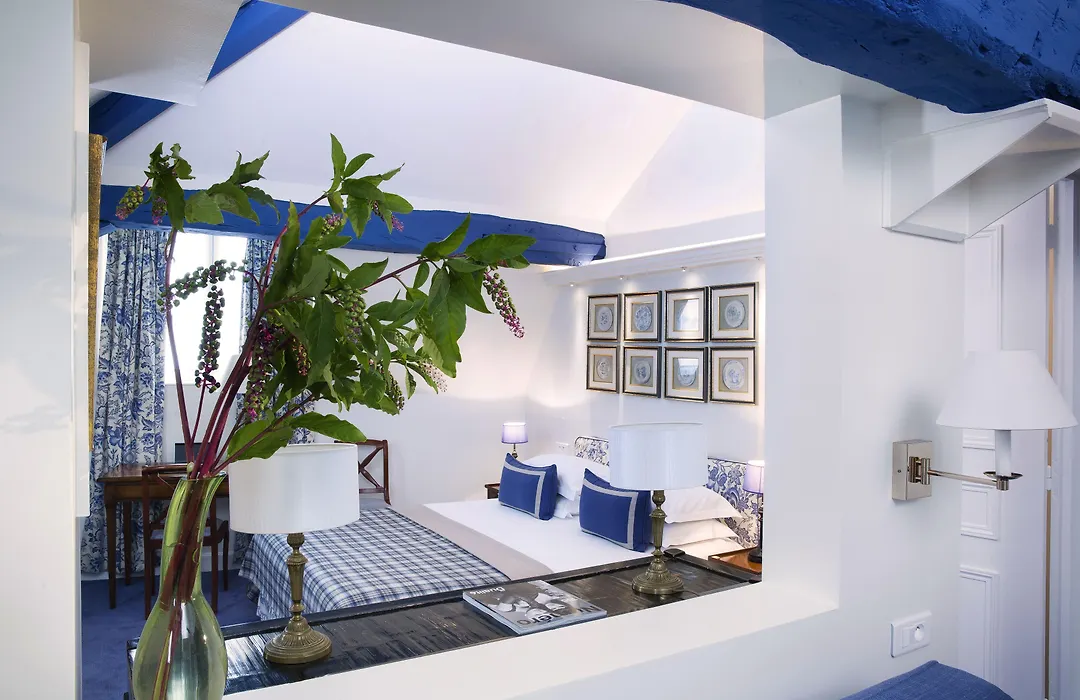 Le Relais Saint Honore-1